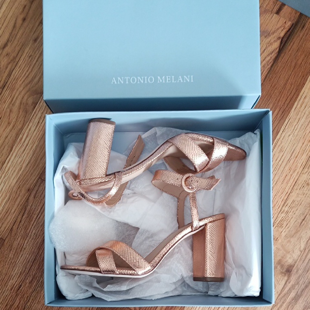 ANTONIO MELANI Metallic Pink Block Heels